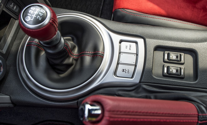 CSGT trên QL14 kiểm tra xe trong 10 giây, Thanh tra công an vào cuộc